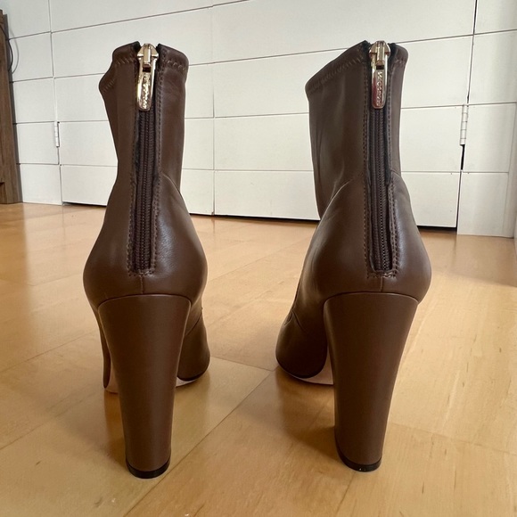 Sergio Rossi Virginia Brown Leather Almond Toe Ankle Sock Booties (Size 8.5) - Picture 5 of 12